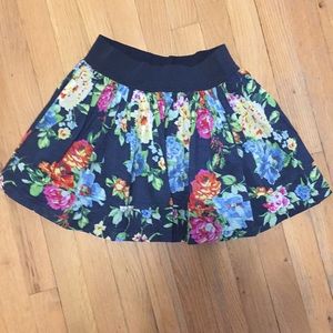 Abercrombie kids mini skirt, size xl